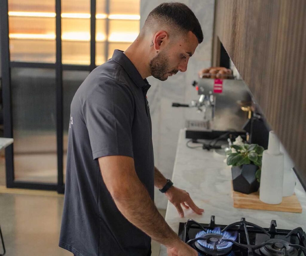 gas-repair-img-3 All Spec diagnosing and repairing a gas line issue at a home in Melbourne’s Eastern Suburbs.